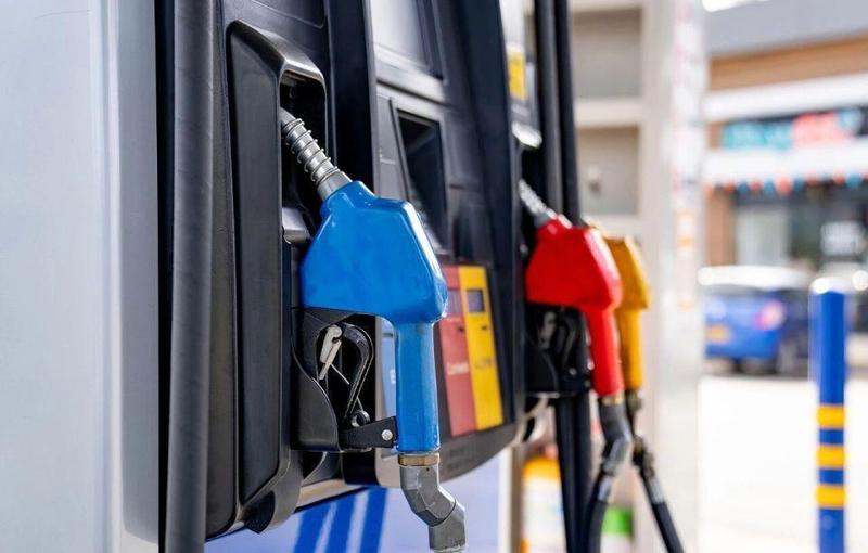  能源危机下的理性抉择：纯电汽车的长期运营成本逻辑与技术验证 汽车科技