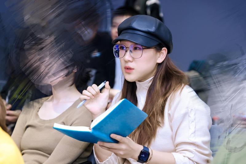 万亿级调用背后的技术跃迁:国产模型如何重塑全球AI格局 IT技术 万亿级调用背后的技术跃迁:国产模型如何重塑全球AI格局 IT技术