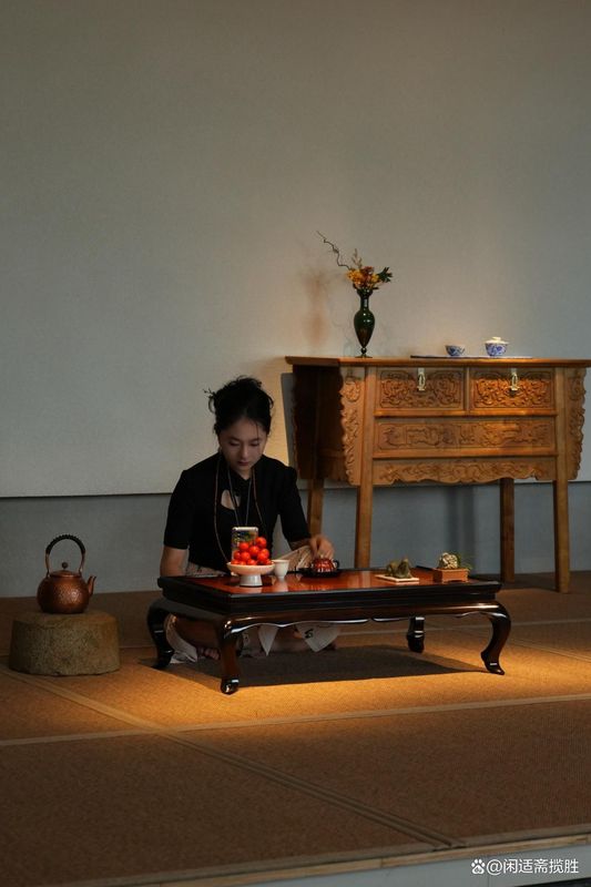 2024家居审美趋势：宋式极简家具如何重构空间美学？