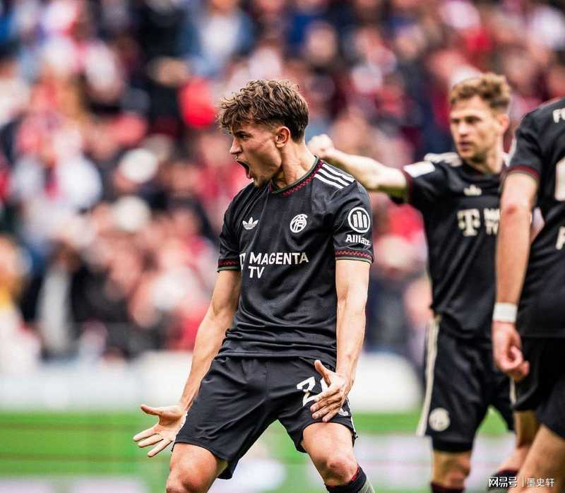  胜负之心的失衡与重构：从豪门逆转与崩盘看竞技心理 情感心理