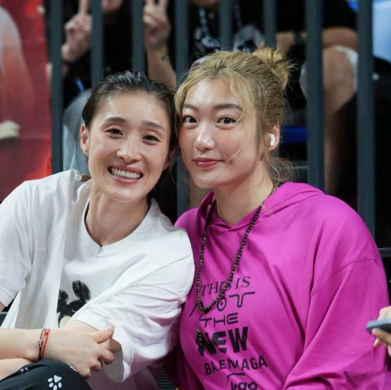  【深度解析】中国女篮世界杯征程：内线优势与外线困局的战术博弈 体育新闻