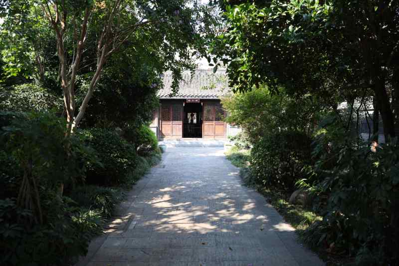 穿越六百年的相遇:我在古镇书房找回丢失已久的宁静 情感心理