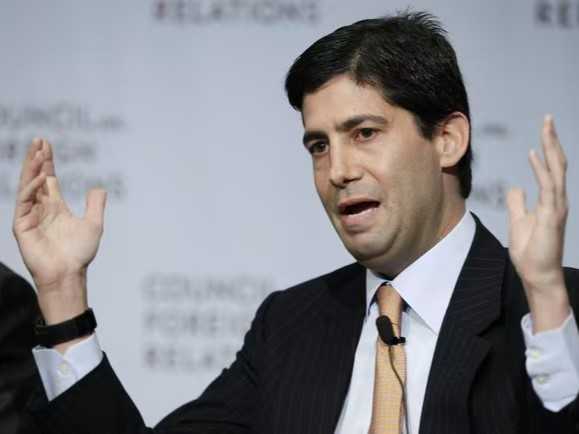  【深度复盘】特朗普施压美联储降息背后的货币政策博弈 股票财经 【深度复盘】特朗普施压美联储降息背后的货币政策博弈 股票财经