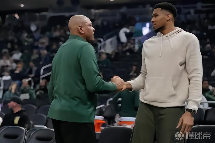 伤病低谷中的控制权觉醒:字母哥职业生涯的深度复盘 体育新闻