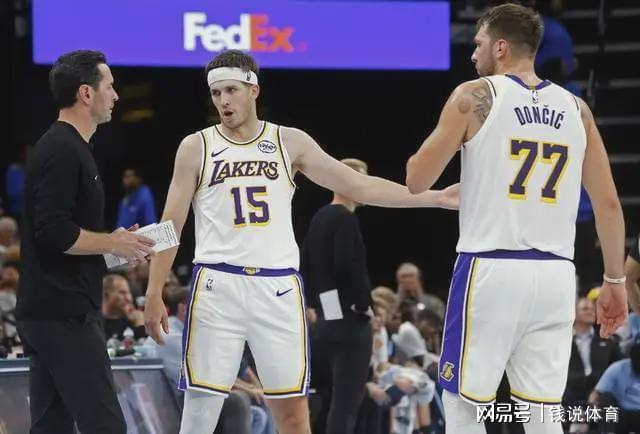  湖人困境与火箭机遇：当挑战来敲门，命运偏爱有准备的人 体育新闻