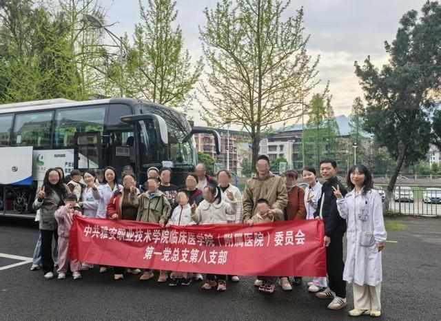  那些牵着“星宝”走进科技馆的人，告诉我们爱可以这样表达 情感心理