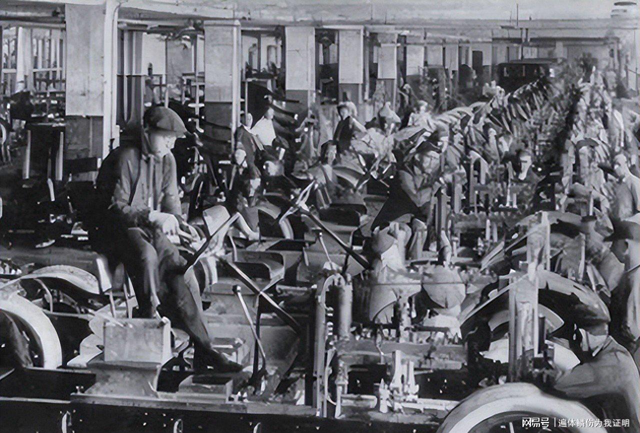  中美博弈的战略转折点：从关税博弈到产业重构的深层逻辑 新闻