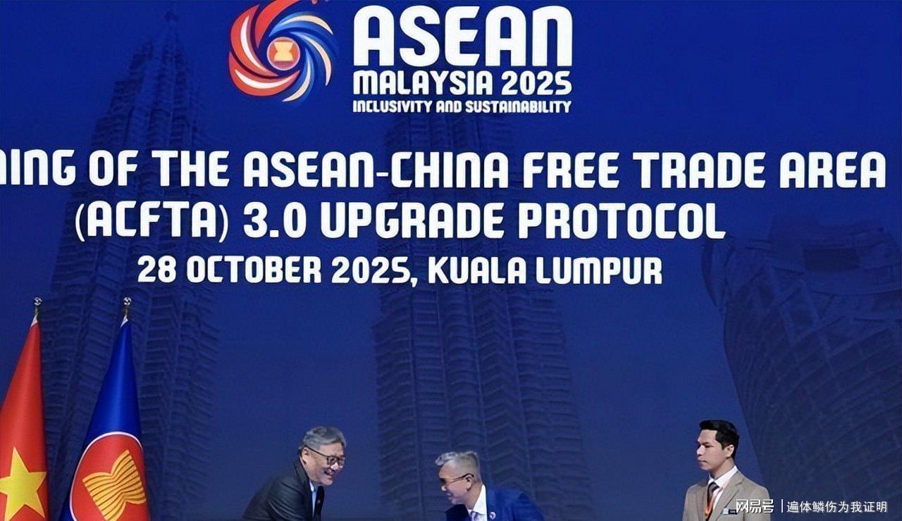  中美博弈的战略转折点：从关税博弈到产业重构的深层逻辑 新闻